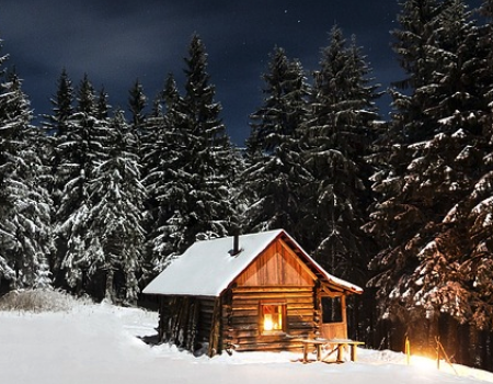 A beautiful Tahoe cabin on a starry night