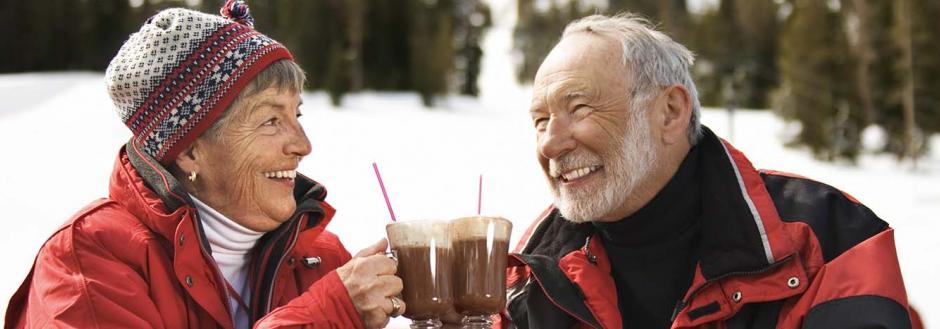 Couple in Lake Tahoe enjoying happy hour together