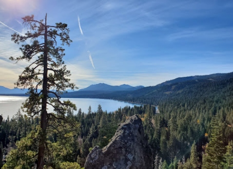 eagle-rock-trail-lake-tahoe