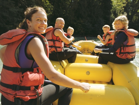 family-river-rafting