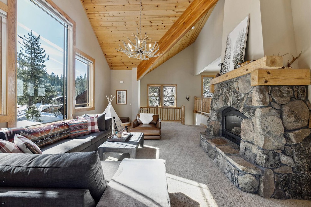 cozy lake tahoe vacation rental with fireplace