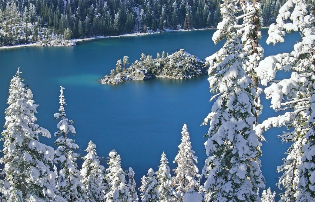 Cozy Lake Tahoe Winter Getaway